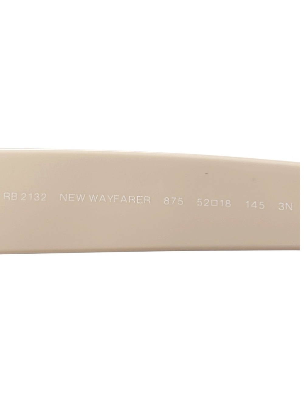 Ray-Ban New Wayfarer Bicolor black/beige Green Classic G-15 RB2132 Sunglasses - Picture 15 of 15